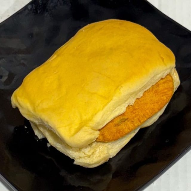 Patty & Coco bread.